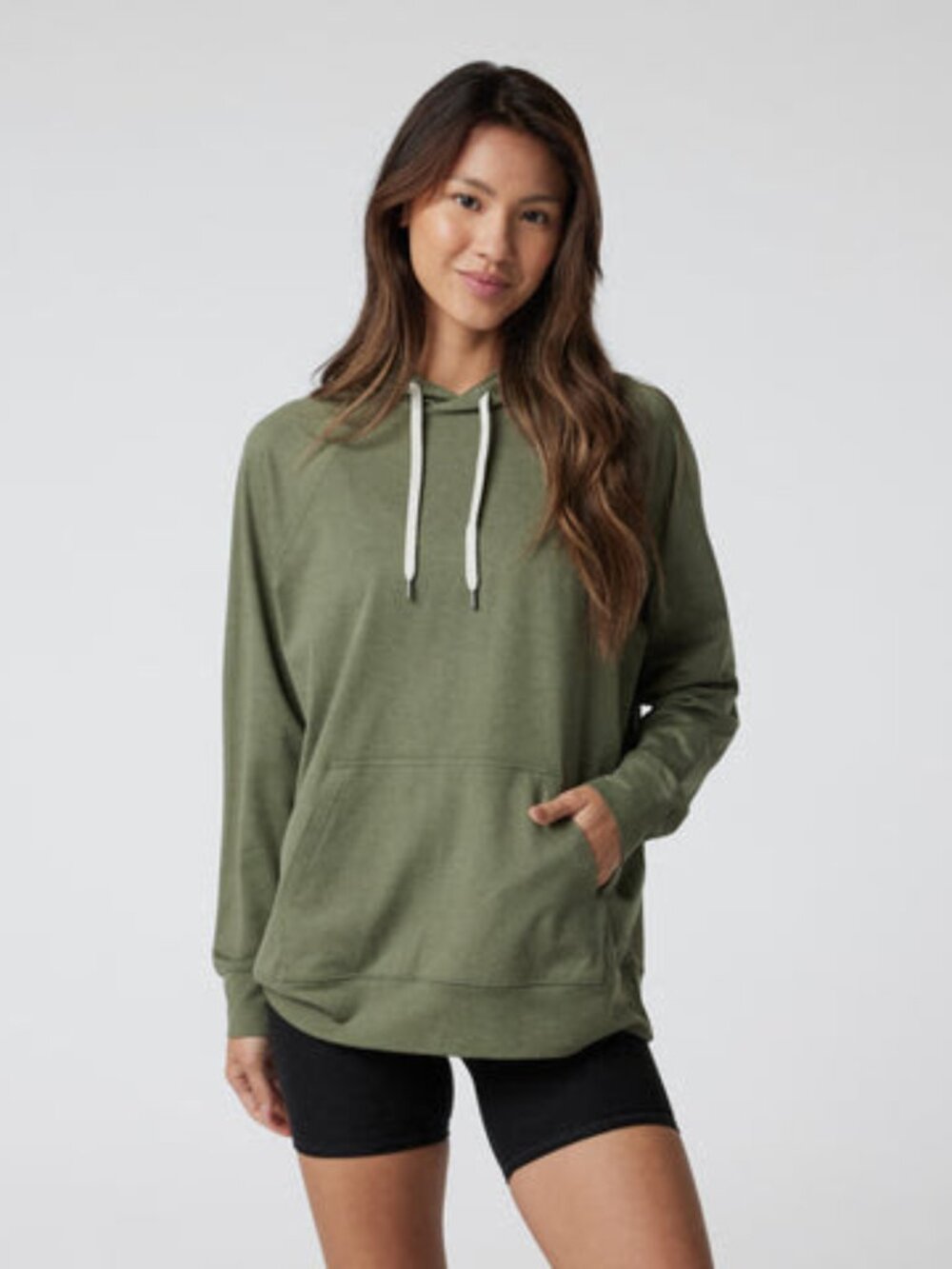 Vuori Halo Oversized Hoodie in Dark Metal Heather Size XS